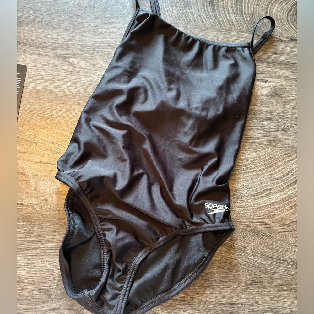 Black Speedo One-Piece Swimsuit size 28